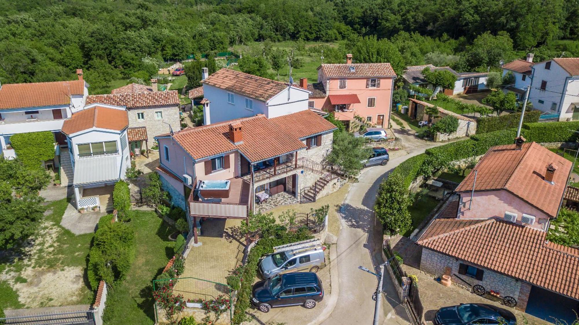 Villa Michelle Karojba エクステリア 写真